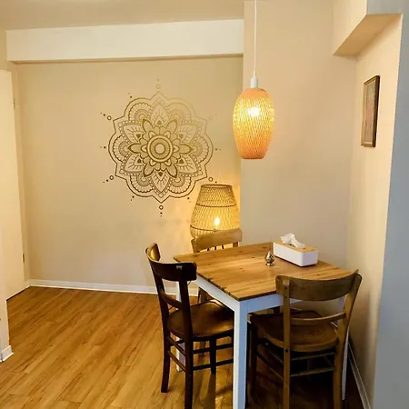 아파트 Cozy In Yoga In Trendy District 쾰른